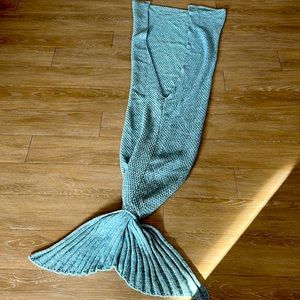 Mermaid tail blanket